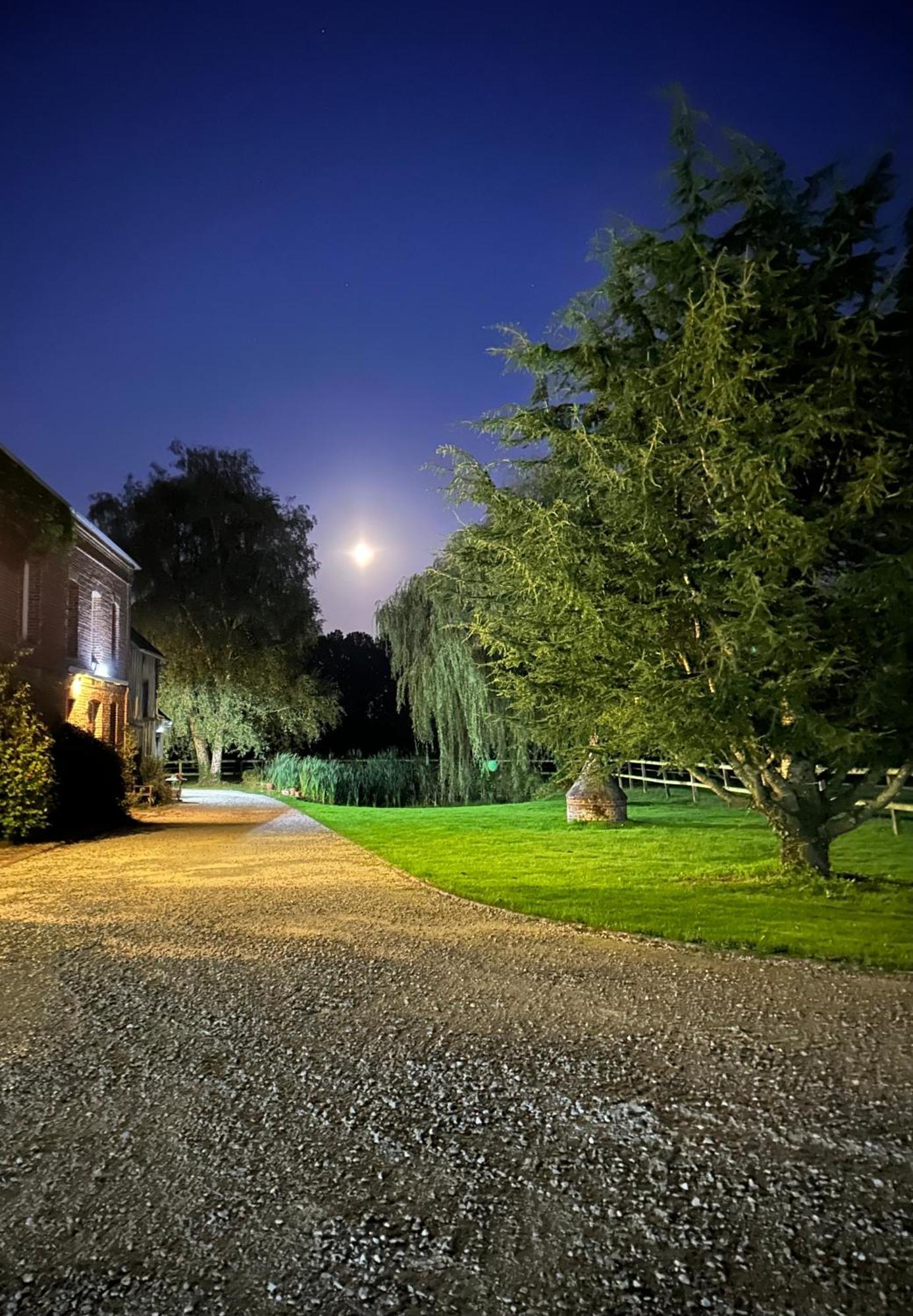 Апартаменты La Longere Du Haras Manerbe Экстерьер фото